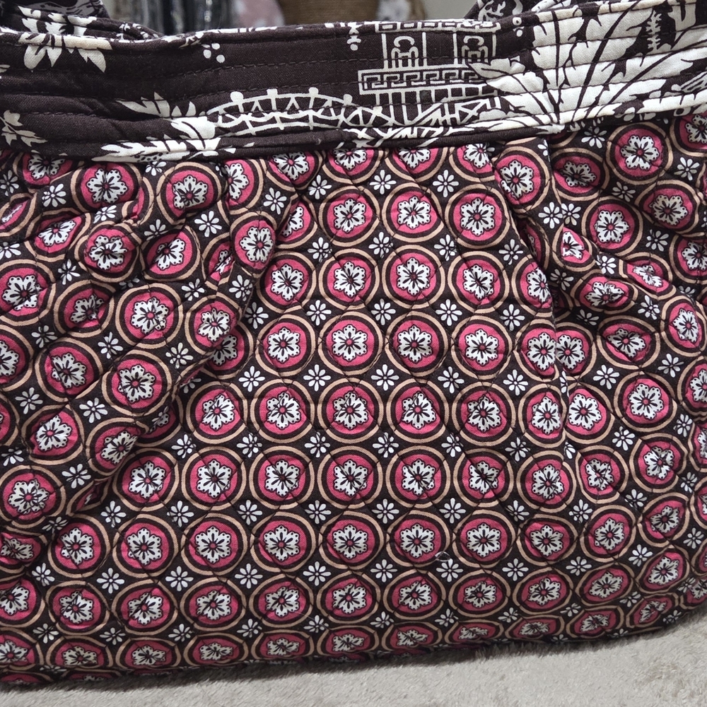 3 Vera Bradley Purses. 2 Tote Bags And 1 Crossbody - Picture 15 of 16